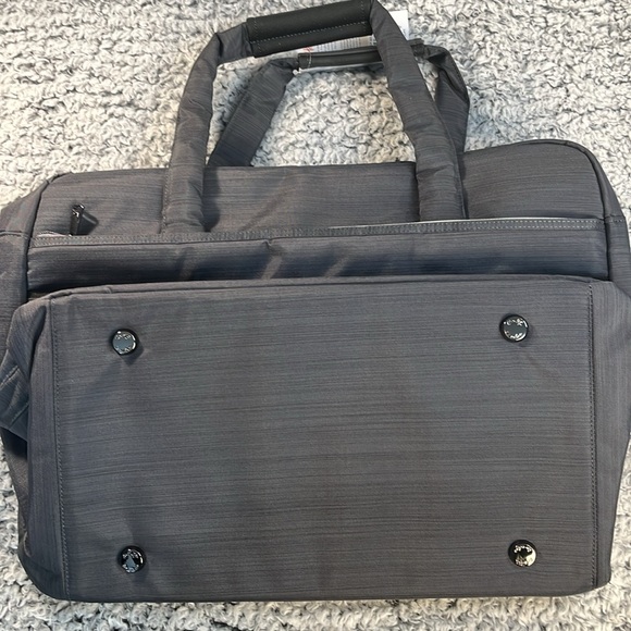 NWT Lug Drifter Duffel Bag - Brushed Grey - Picture 2 of 9